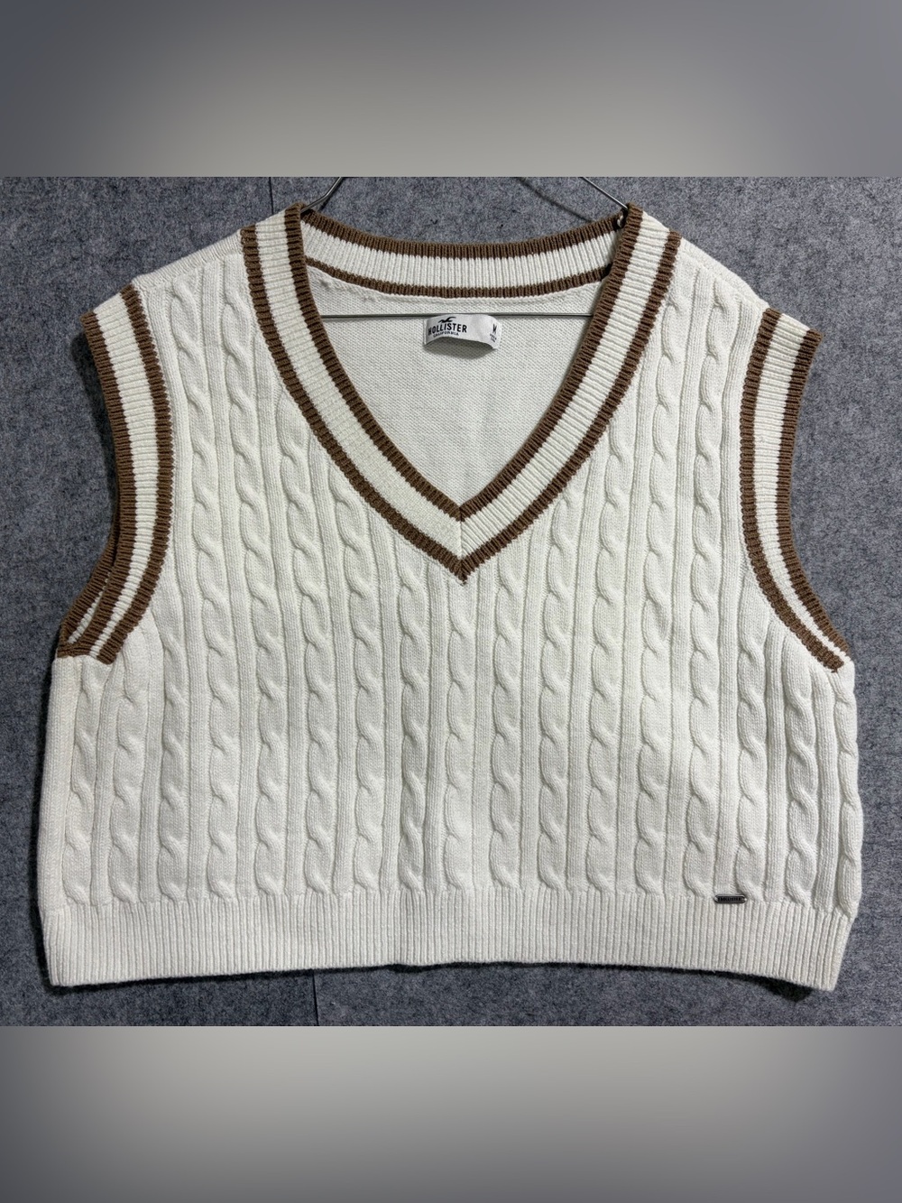 Hollister Cream Cable-Knit V-Neck Sweater Vest with Brown Trim